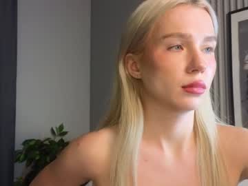 girl Sex Webcams With Notorious Girls with _scarletlove