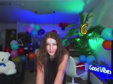 girl
        anna_shine_ cam image #117442