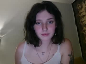 girl
        sadiethemilf cam image #2041331