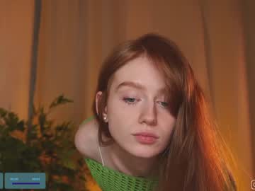 girl
        lizzy_blaze cam image #4827400