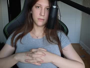 girl
        alexa_dream cam image #1988034