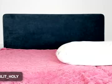 girl
        lily_holy cam image #3203116