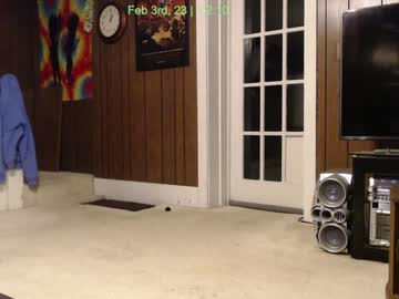 couple
        petiteandpete cam image #804716