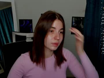 girl
        stacy_cy cam image #5361180